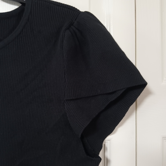 Anne Klein Ribbed Tulip Sleeve Top - Picture 5 of 9